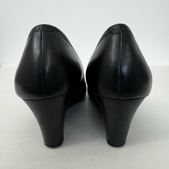 Tory Burch Sally Leather Wedge Pumps Shoes Black Metal Double T Logo 9.5M - Picture 9 of 15